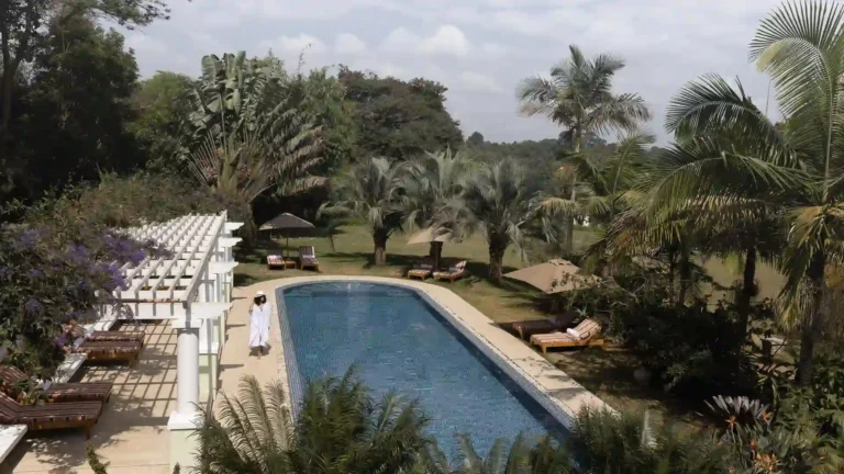 Hemingways Nairobi swimming pool