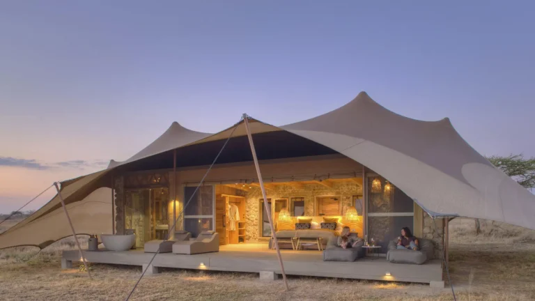 Namiri Plains Camp