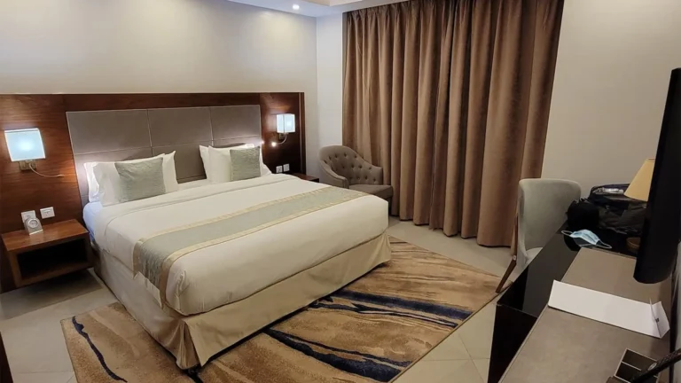 US-luxury-entebbe-2