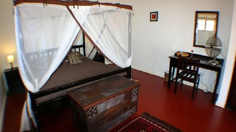 US-luxury-entebbe-3