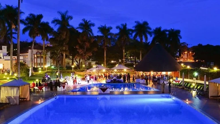 US-luxury-entebbe-4