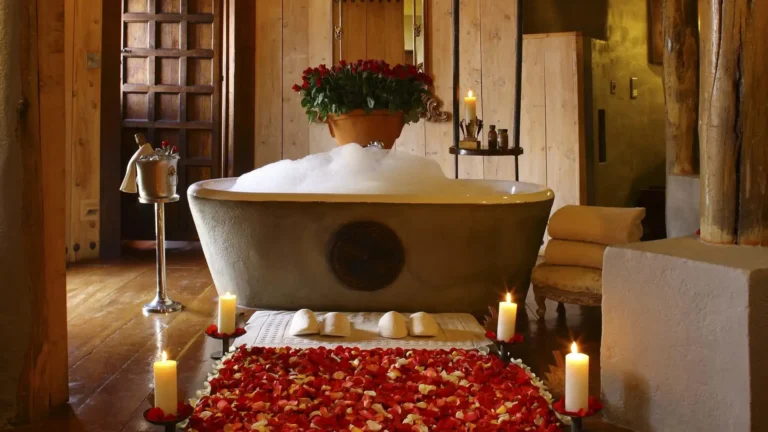 Ngorongoro Crater Lodge bathtub